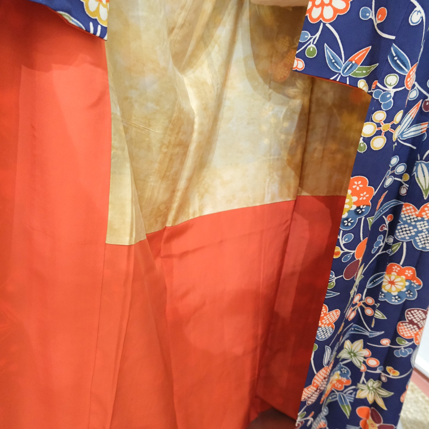 Vintage Japanese Kimono – Navy Blue Floral – Traditional Silk Kimono Robe