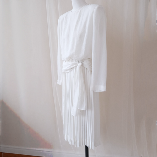 🤍 Vintage Hewvy Lee White Chiffon Pleated Midi Dress – Made in USA