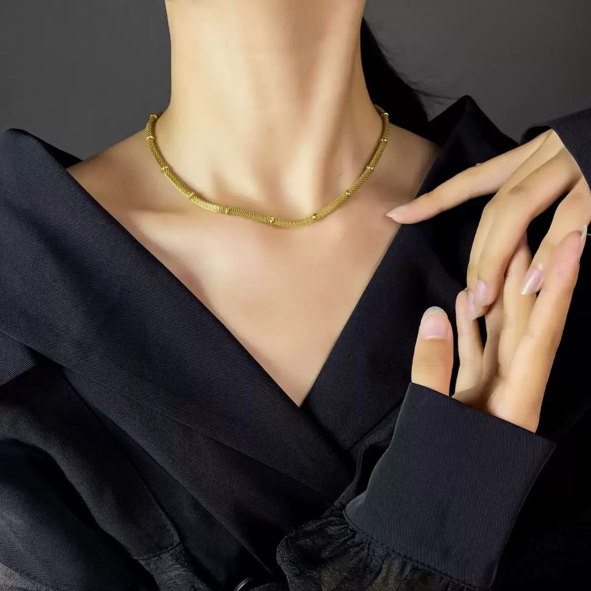 Signature Minimal Gold Chain – Sleek Everyday Luxe Necklace