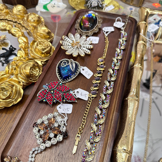 Shop Small This Christmas: Thoughtful, Vintage Gifts You’ll Love Giving