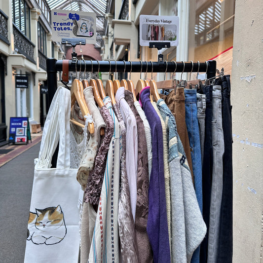 Why Vintage Fashion Is the Best Way to Refresh Your Spring Wardrobe