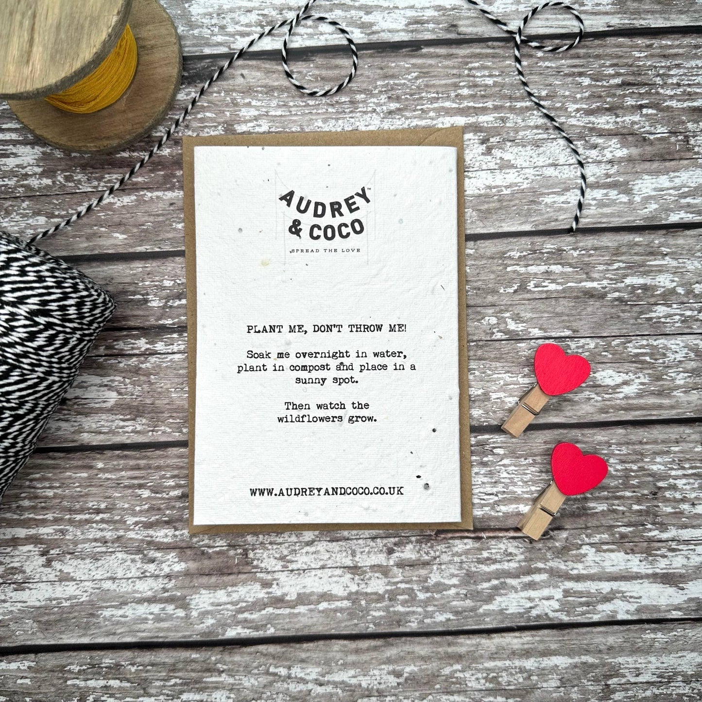 Audrey & Coco - Sausage Dogs Valentine's Day plantable seed card