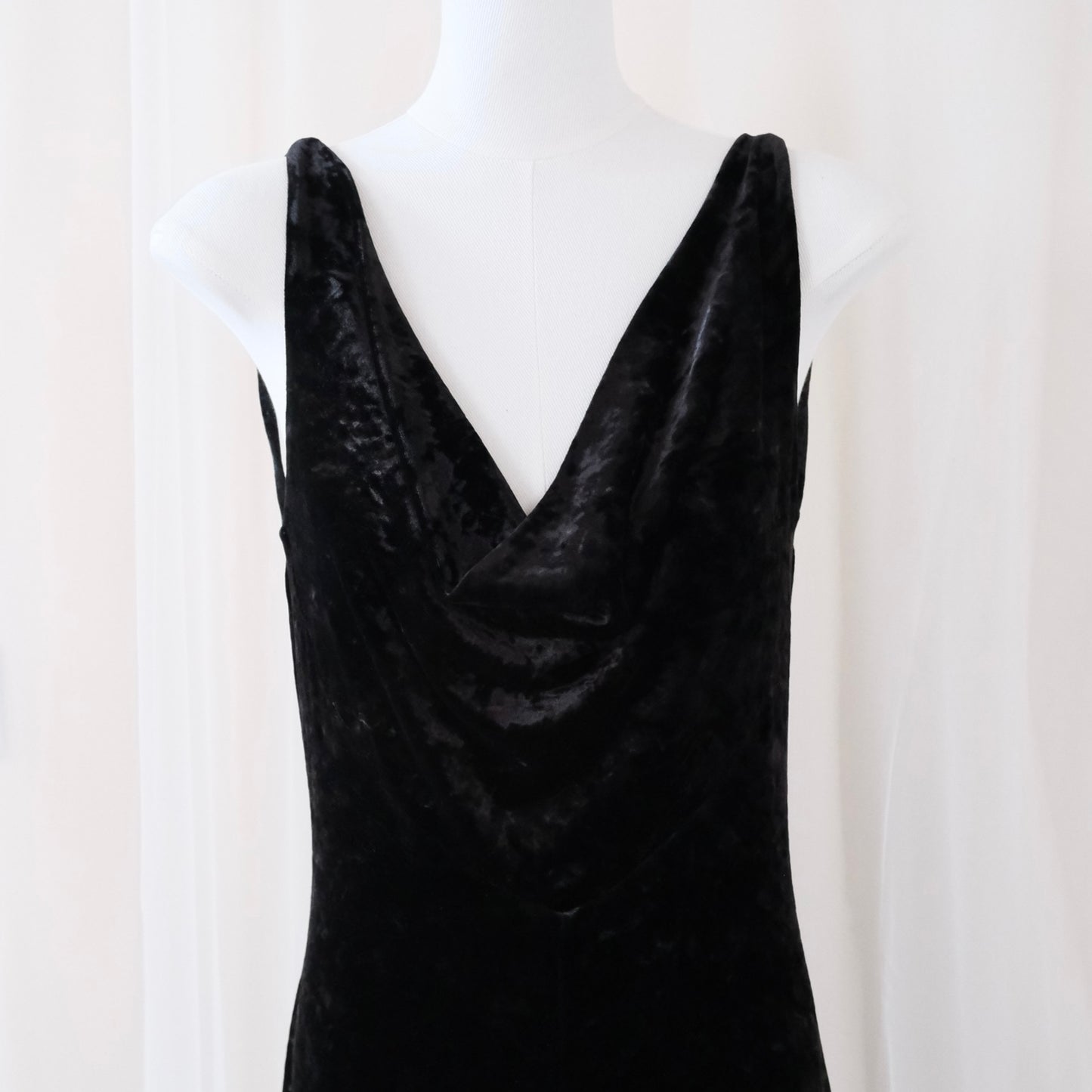 Vintage Studio IKO Black Velvet Gown – Made in Italy