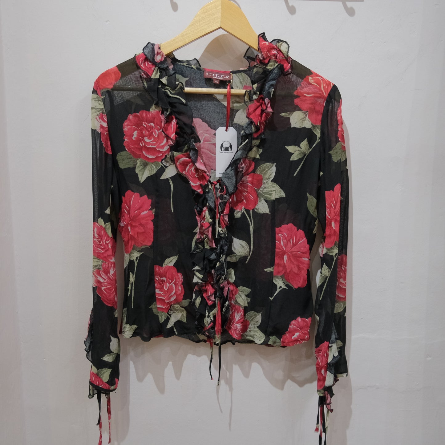 Vintage Città Sheer Floral Ruffle Top – Black Rose Print Blouse