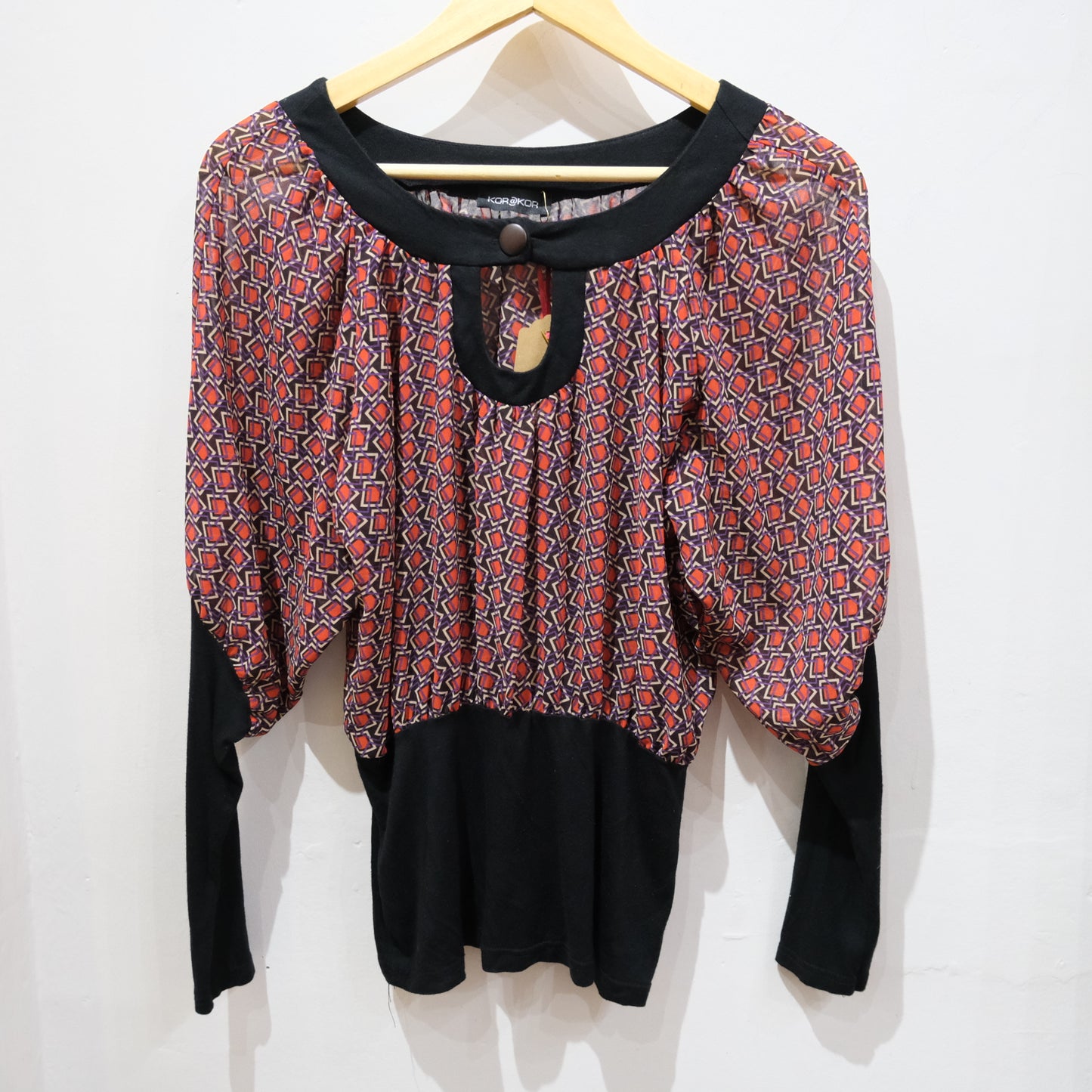 Vintage Kor@Kor Geometric Print Long Sleeve Top