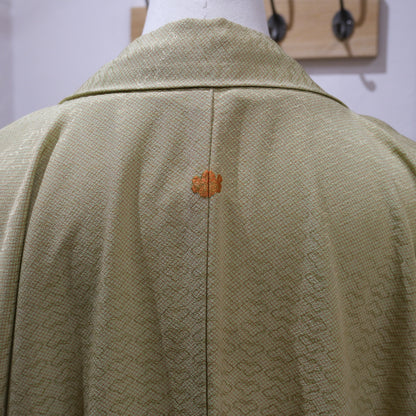 Vintage Japanese Kimono – Soft Sage Green Silk Haori Jacket – Traditional Floral Crest