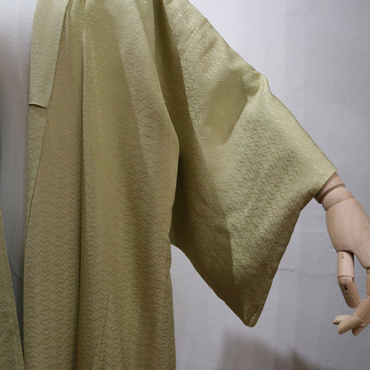 Vintage Japanese Kimono – Soft Sage Green Silk Haori Jacket – Traditional Floral Crest