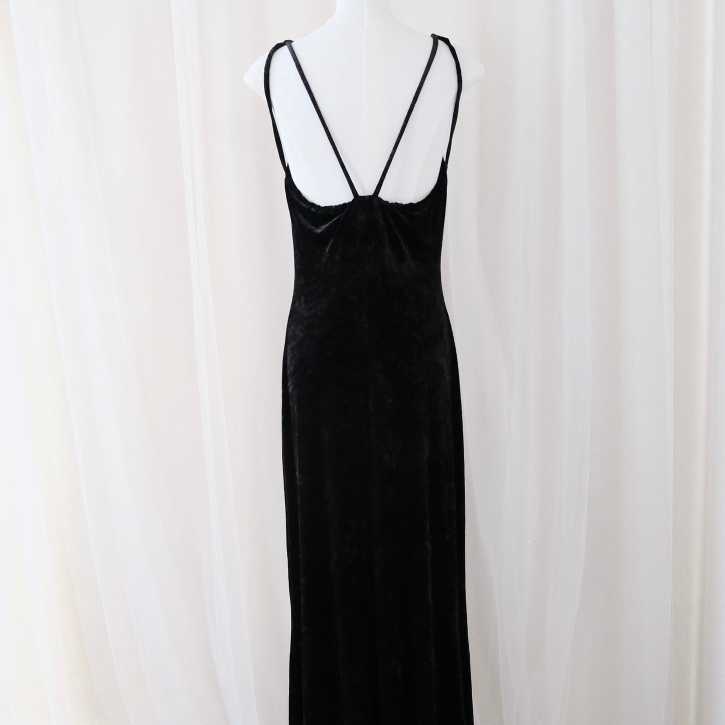 Vintage Studio IKO Black Velvet Gown – Made in Italy
